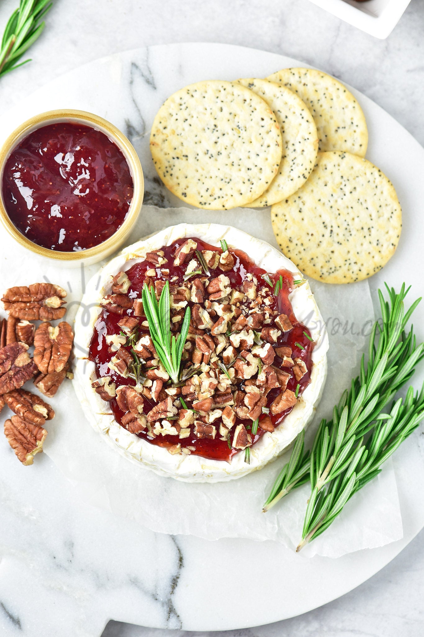 Baked brie with jam - Set 1 of 5