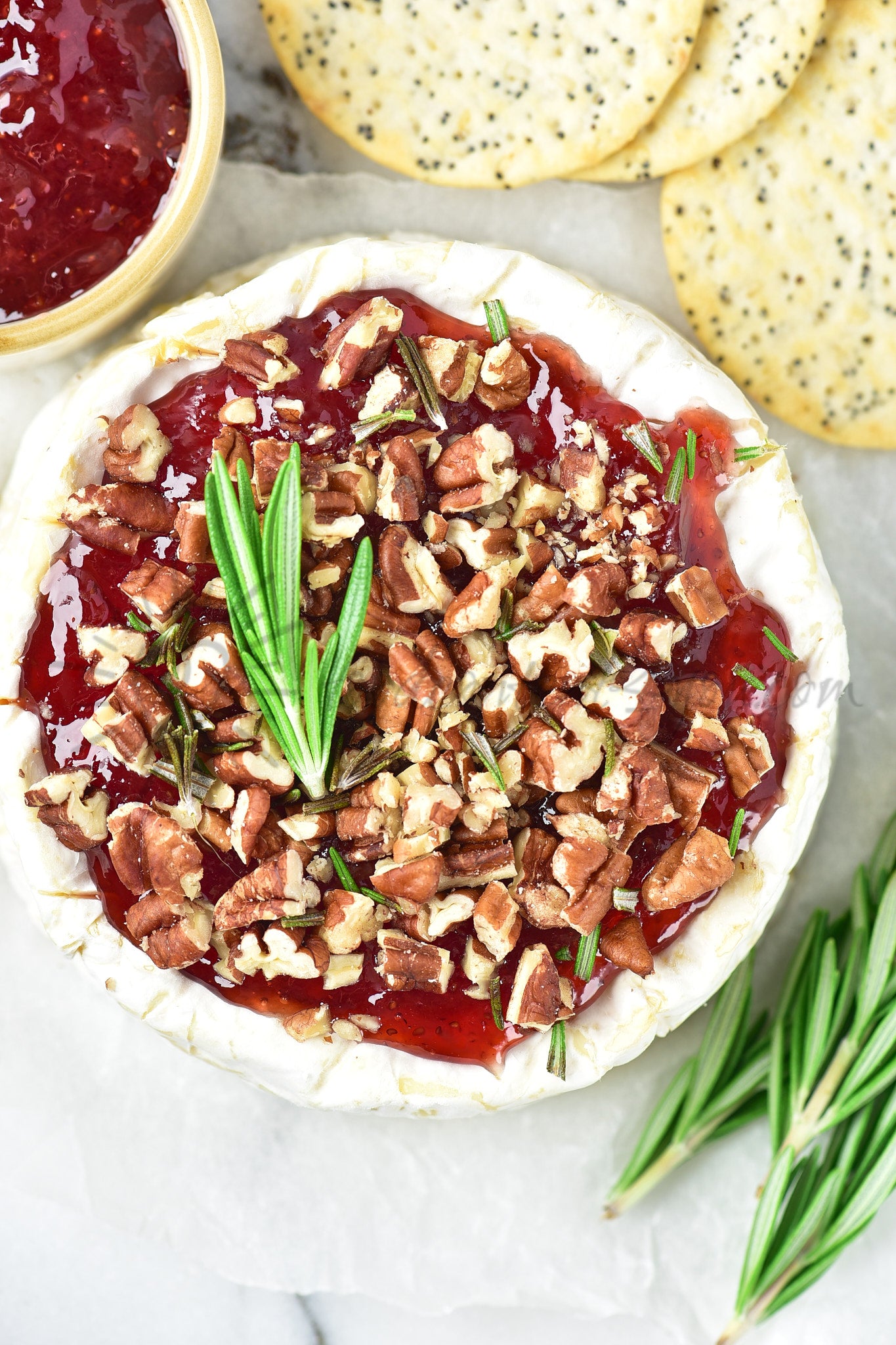 Baked brie with jam - Set 1 of 5
