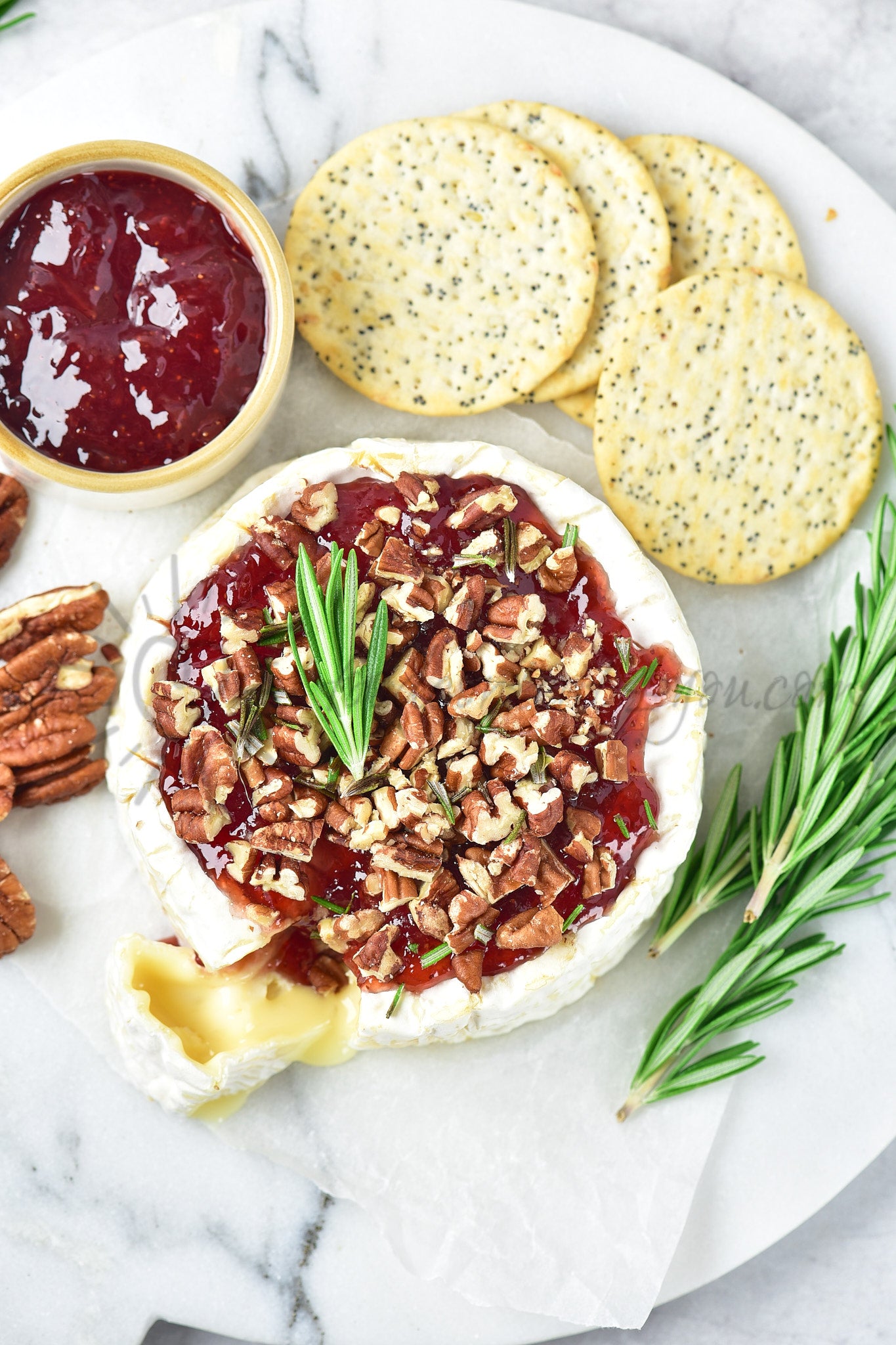 Baked brie with jam - Set 1 of 5