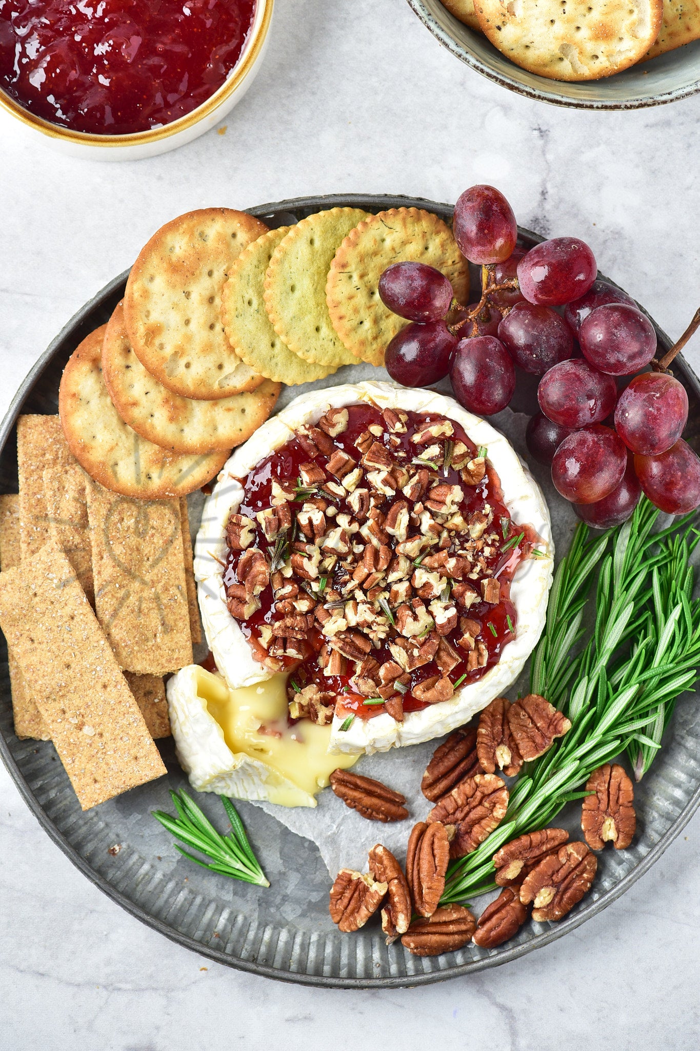 Baked brie with jam - Set 3 of 5