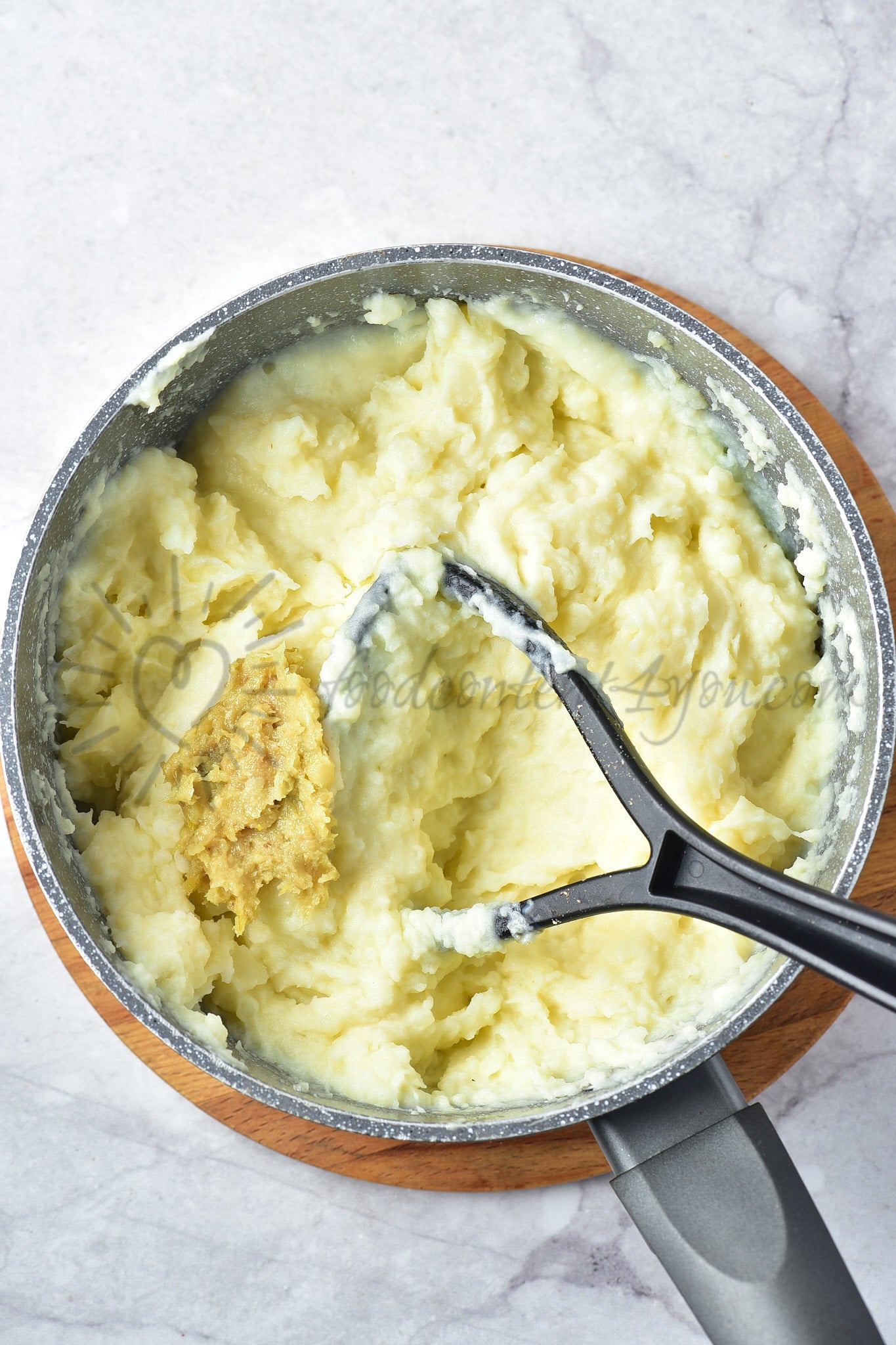 Garlic Mashed Potatoes - Set 1 of 5