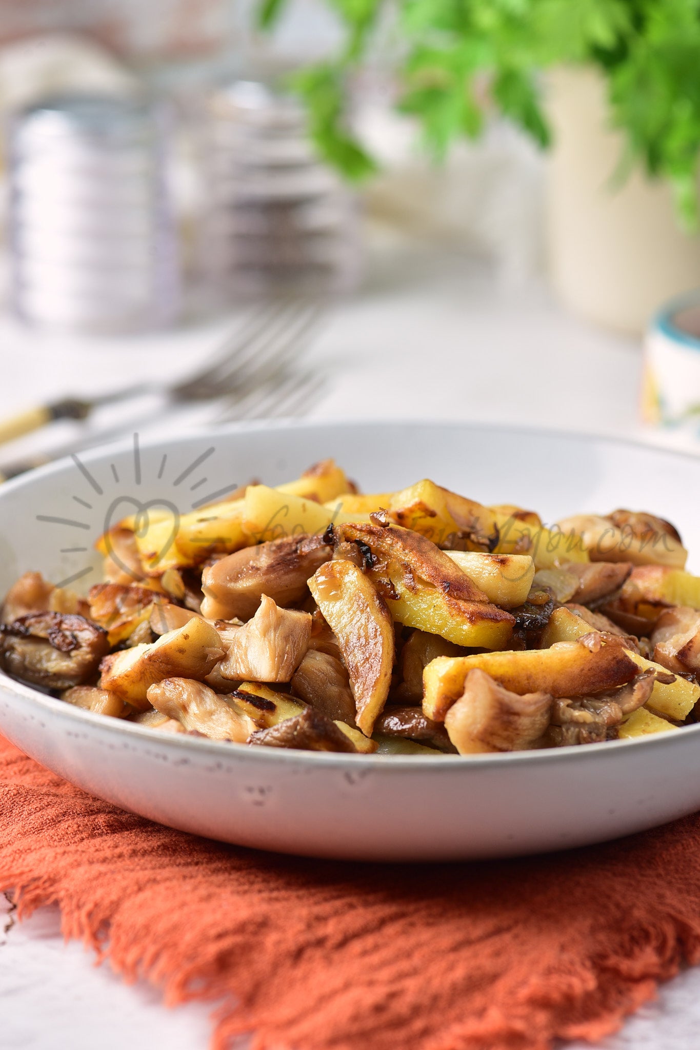 Pan-Fried Potatoes with Mushrooms - Set 1 of 5