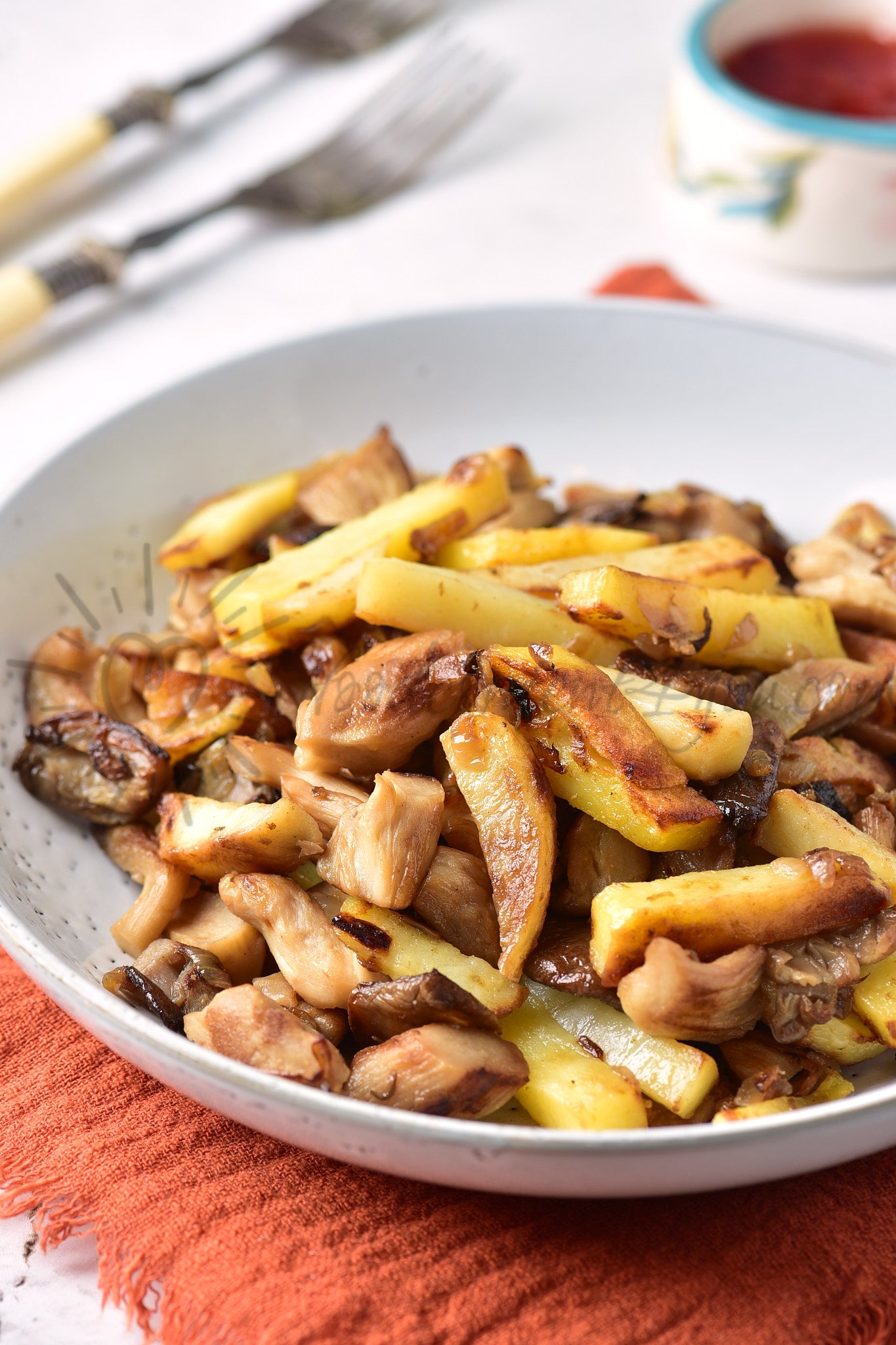 Pan-Fried Potatoes with Mushrooms - Set 1 of 5