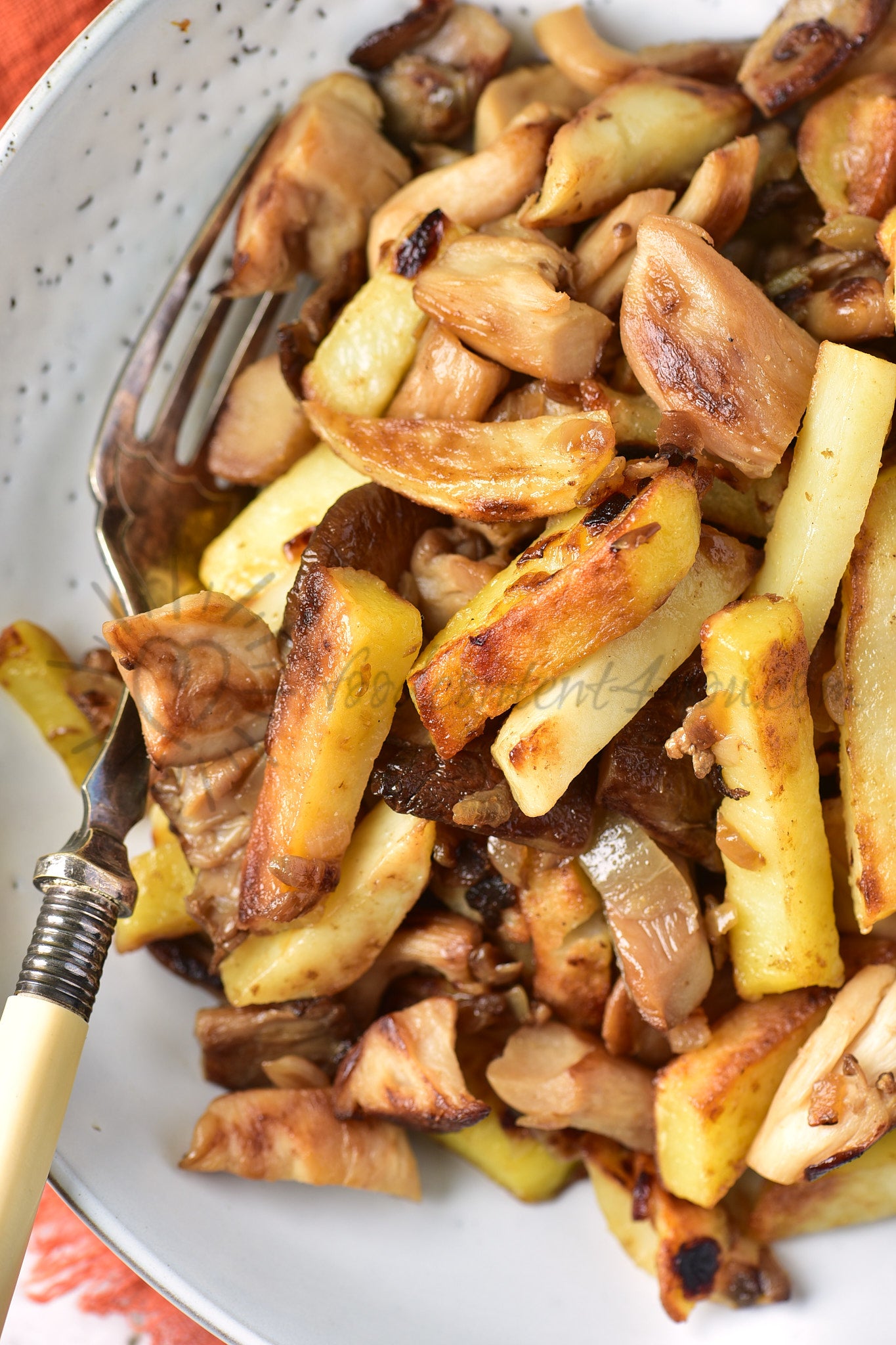 Pan-Fried Potatoes with Mushrooms - Set 1 of 5