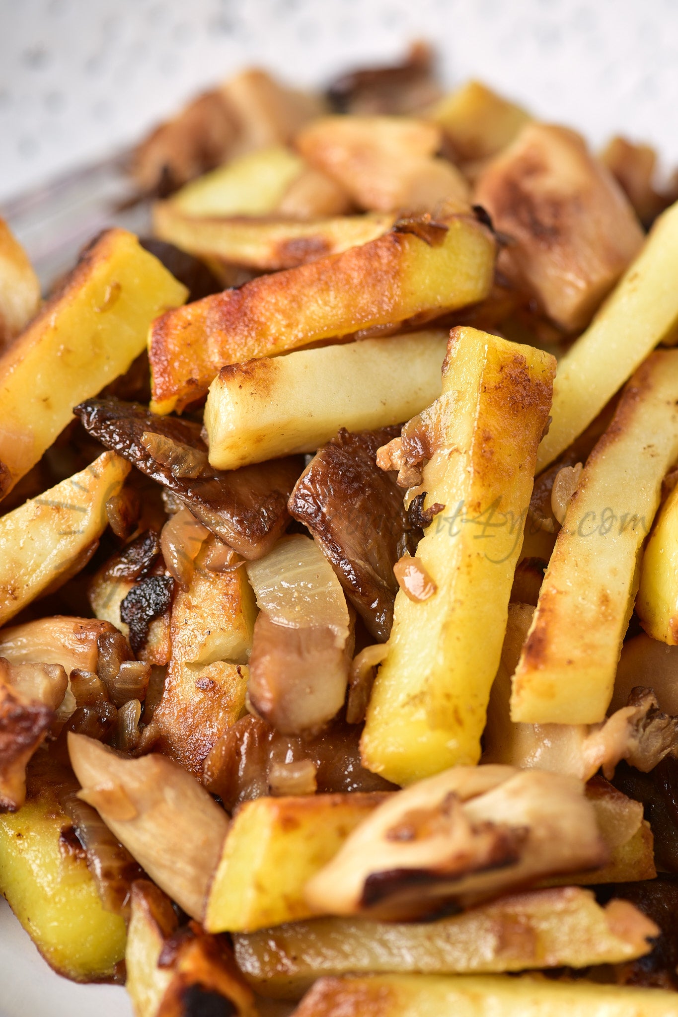 Pan-Fried Potatoes with Mushrooms - Set 1 of 5