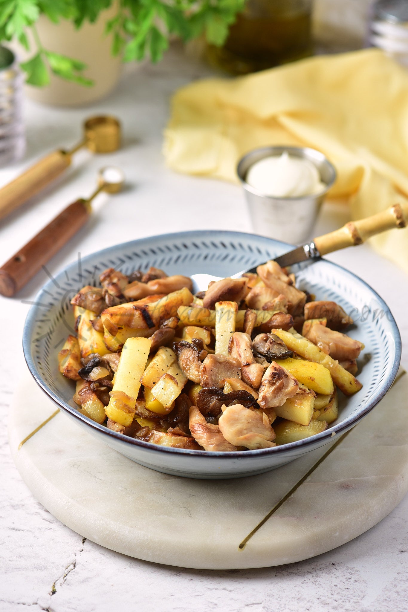 Pan-Fried Potatoes with Mushrooms - Set 2 of 5