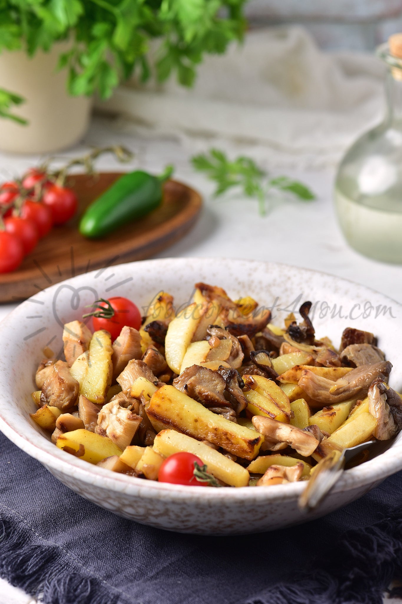 Pan-Fried Potatoes with Mushrooms - Set 3 of 5