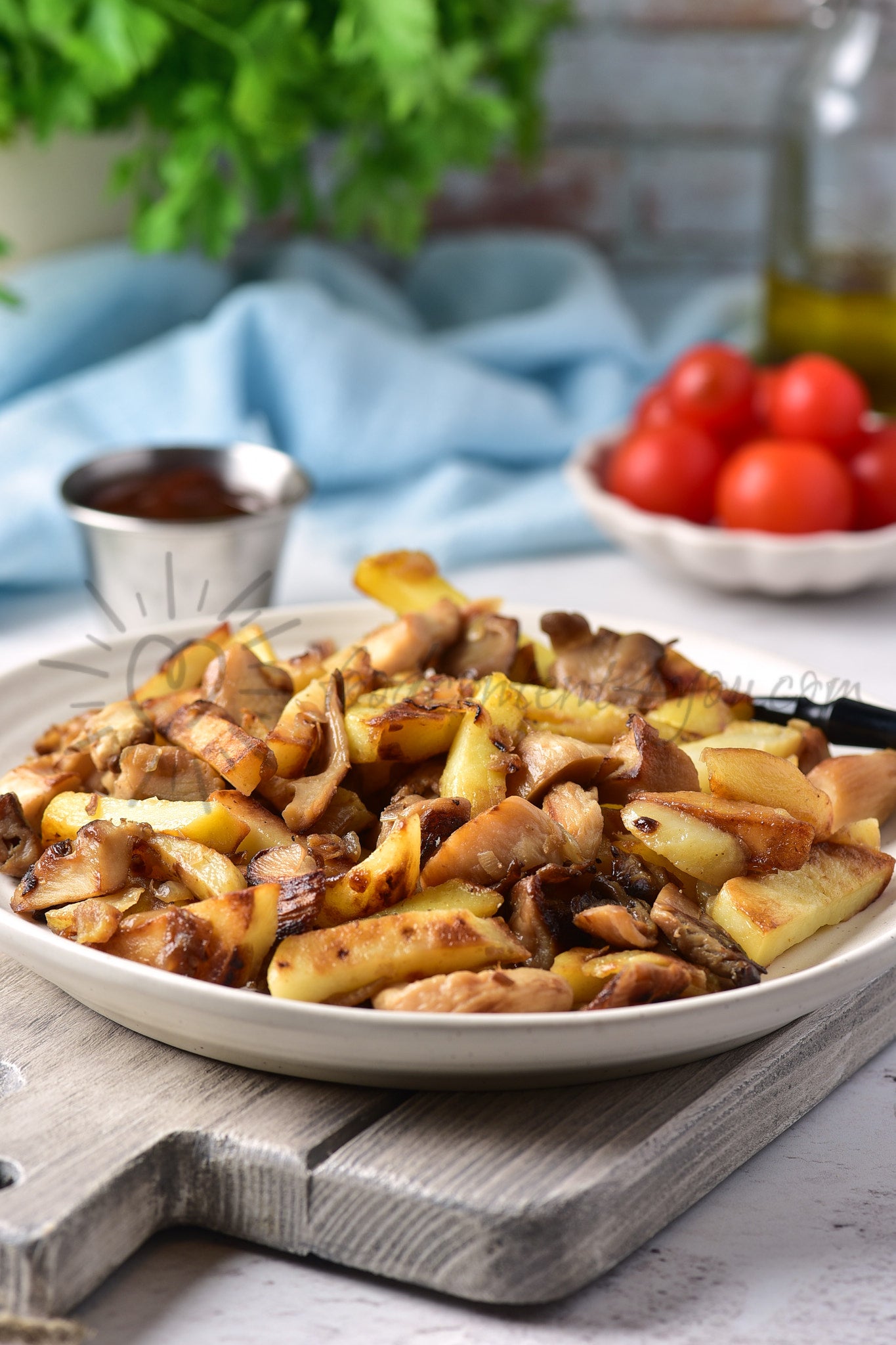 Pan-Fried Potatoes with Mushrooms - Set 4 of 5