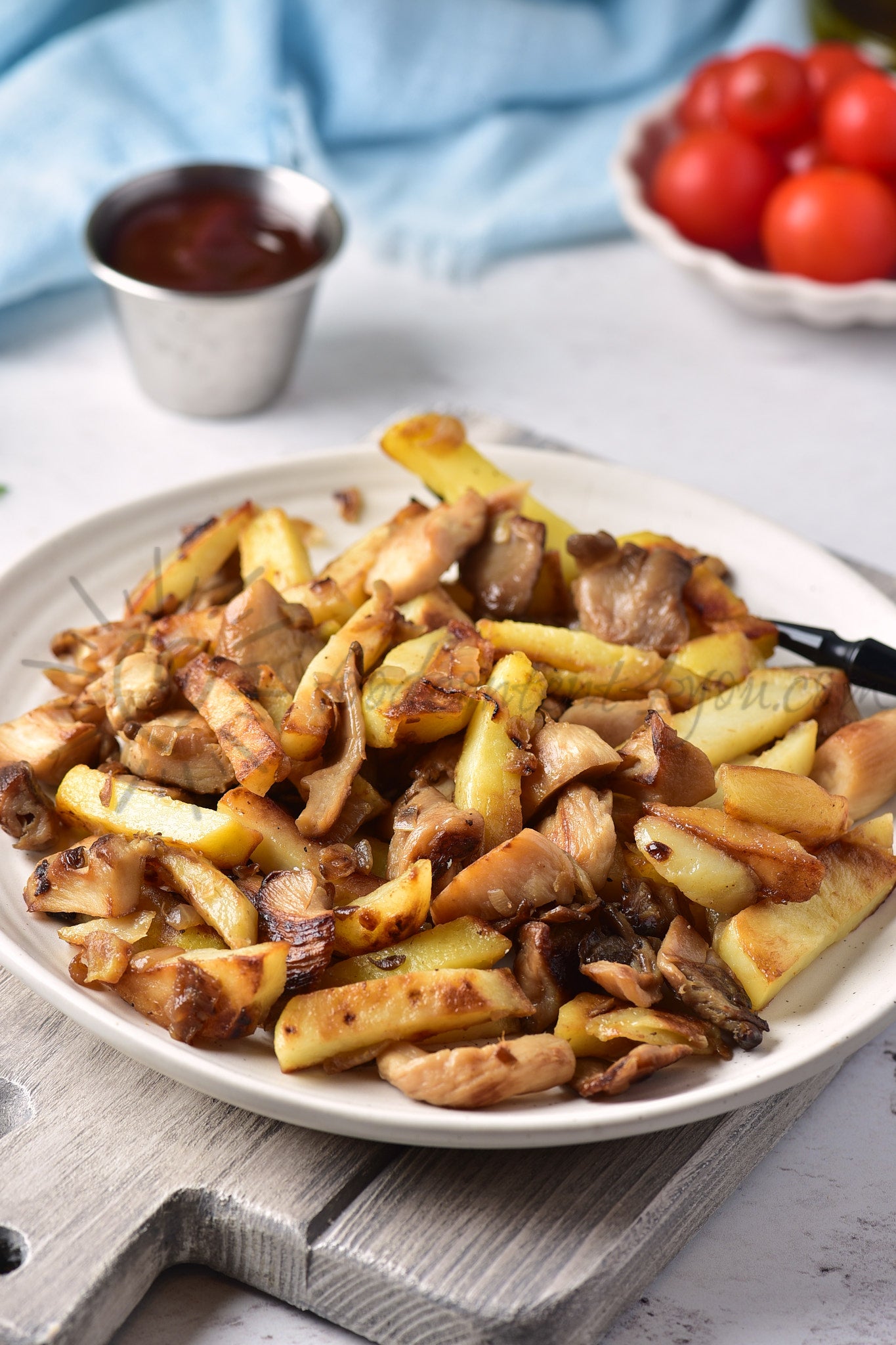 Pan-Fried Potatoes with Mushrooms - Set 4 of 5