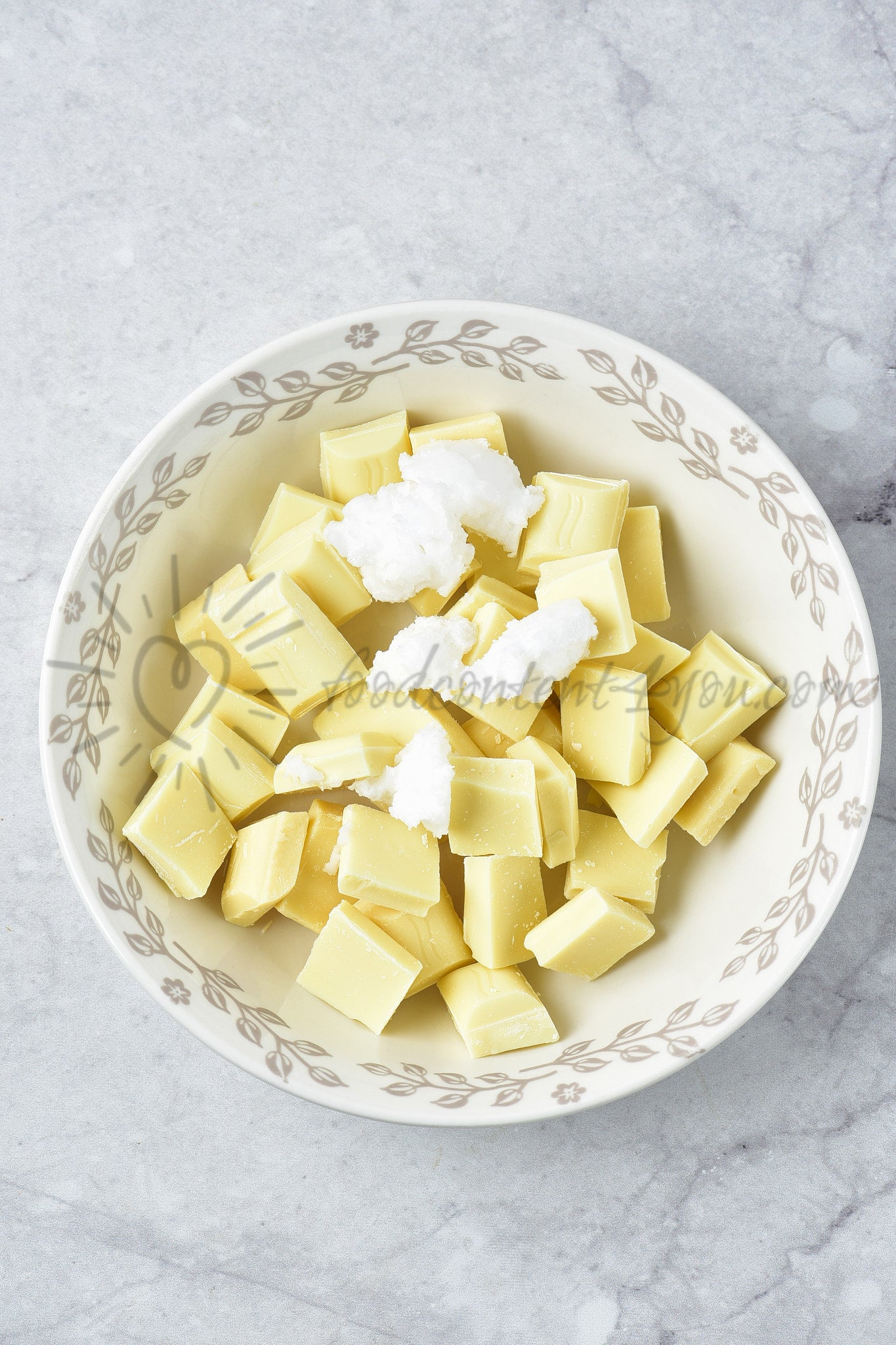 White Chocolate Bark with Cranberry and Pistachio - Set 3 of 5