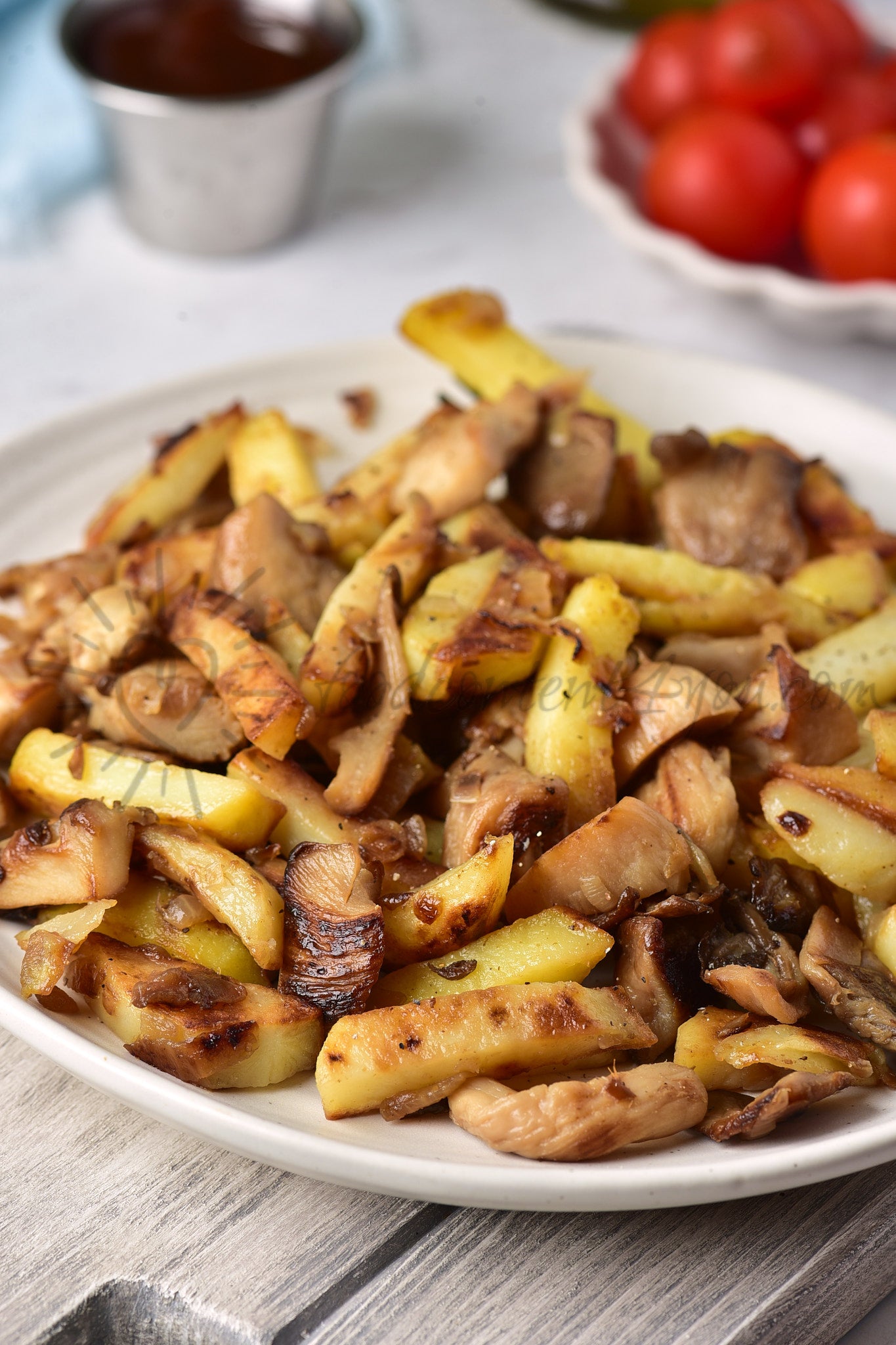 Pan-Fried Potatoes with Mushrooms - Set 4 of 5