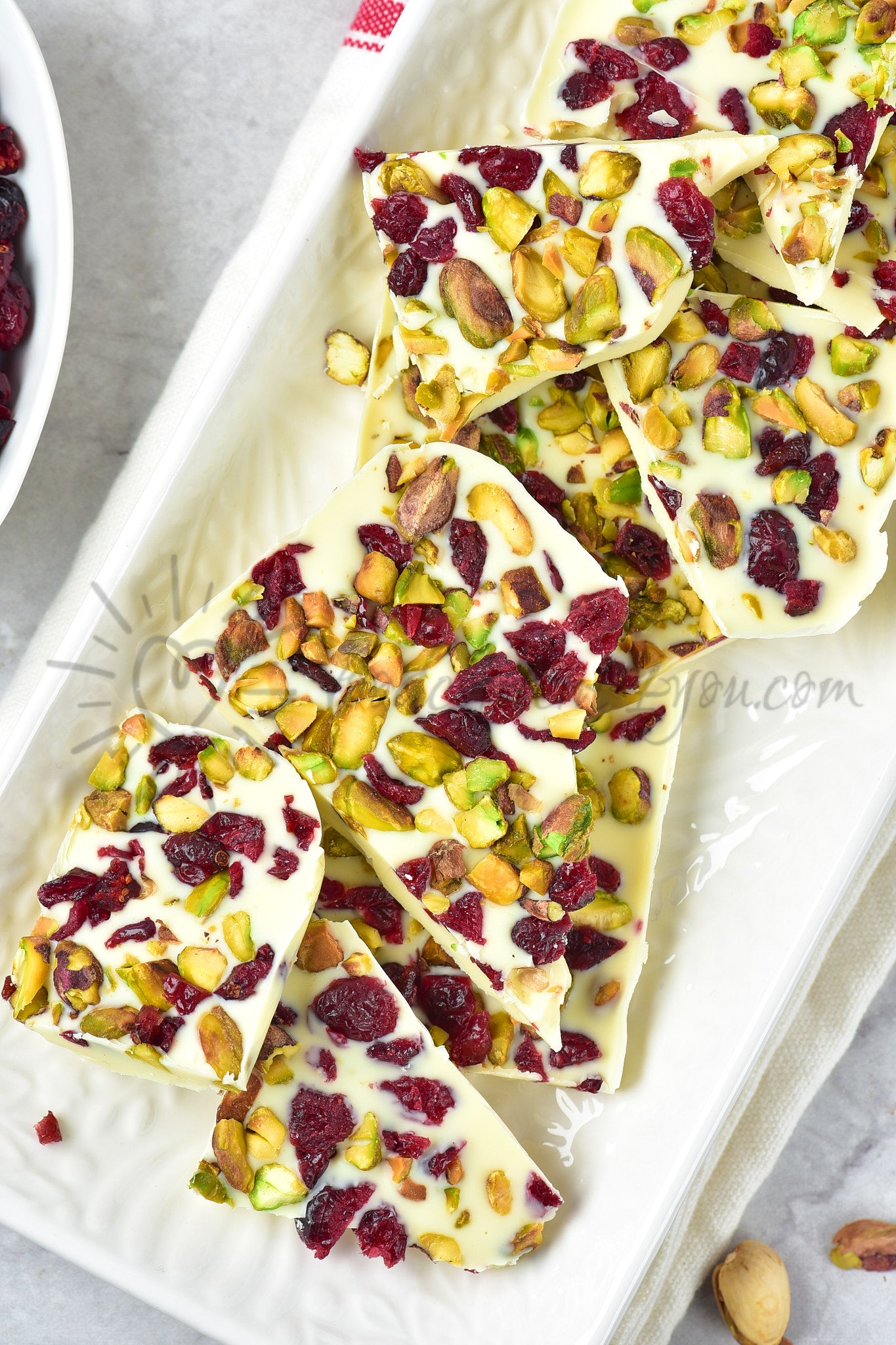 White Chocolate Bark with Cranberry and Pistachio - Set 1 of 5
