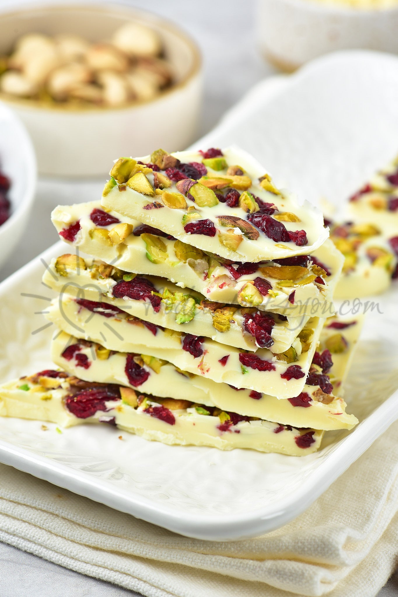 White Chocolate Bark with Cranberry and Pistachio - Set 1 of 5