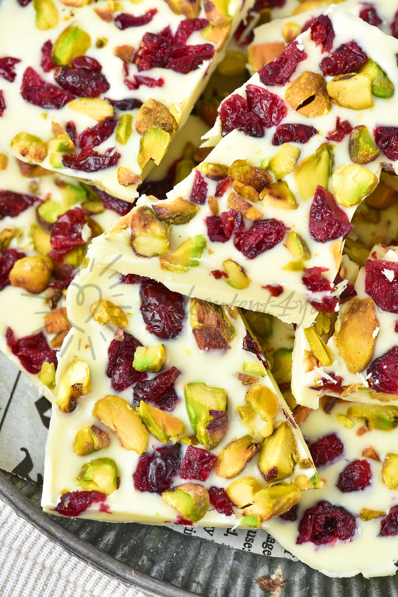 White Chocolate Bark with Cranberry and Pistachio - Set 2 of 5