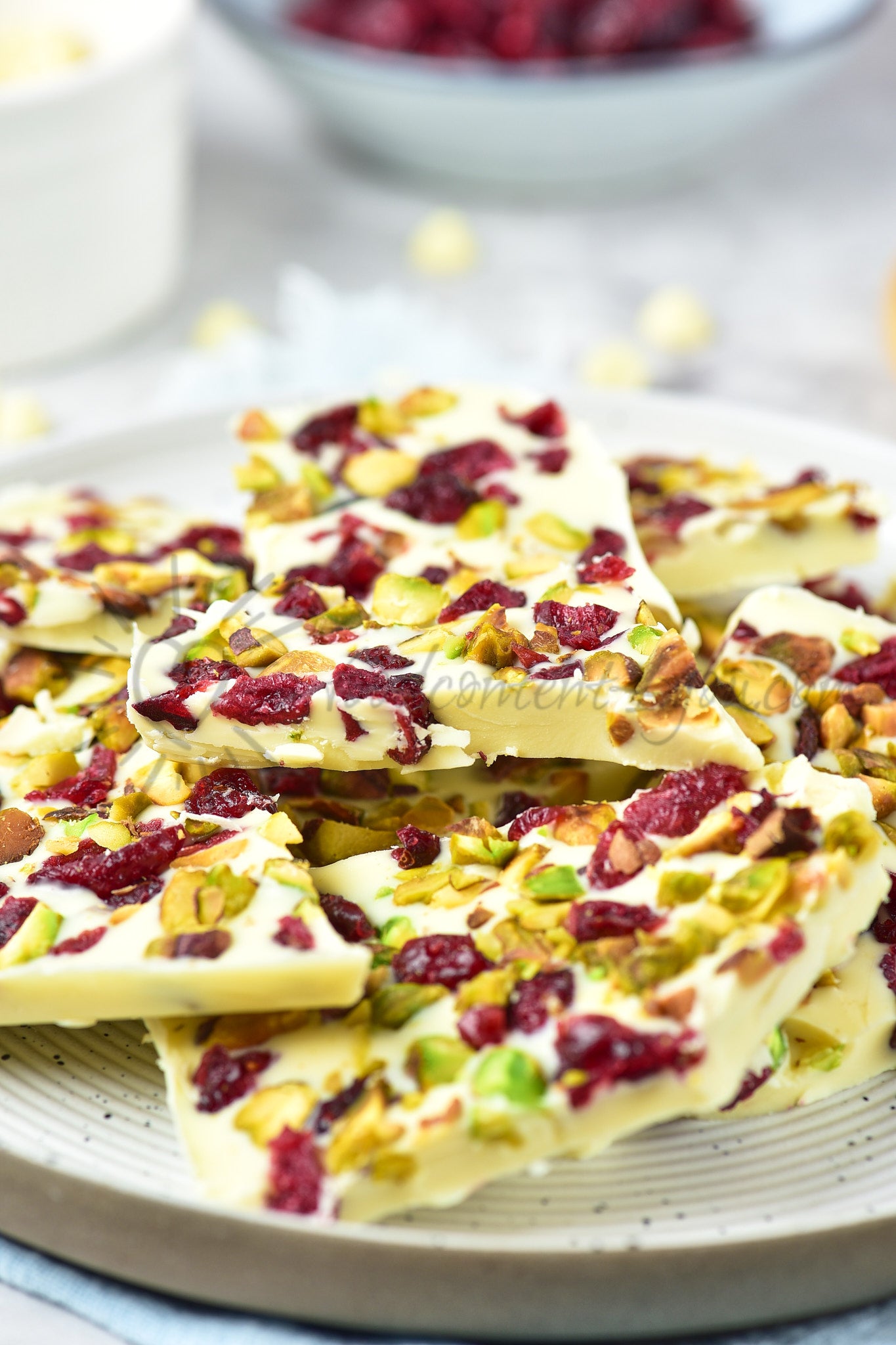 White Chocolate Bark with Cranberry and Pistachio - Set 3 of 5