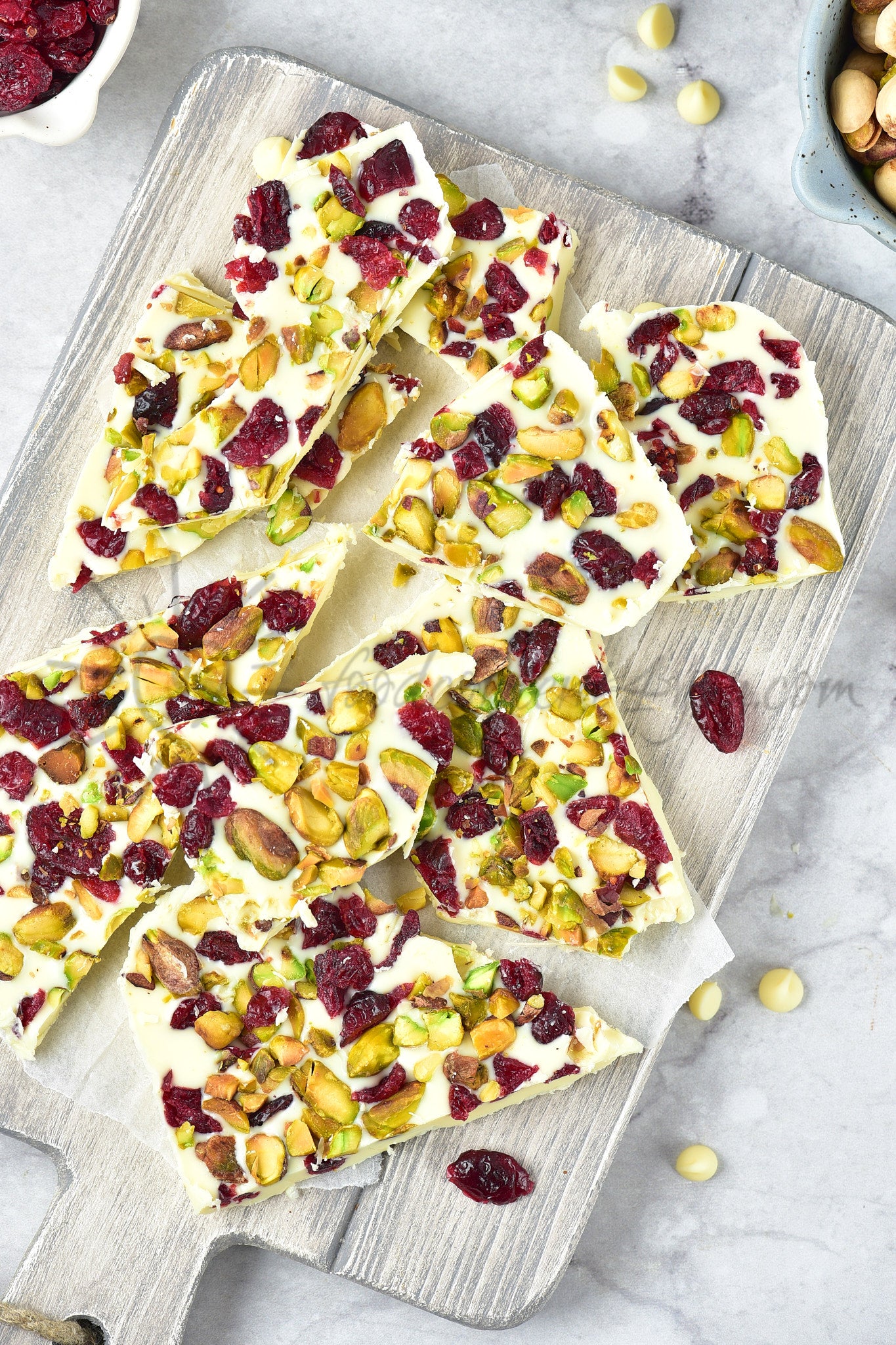 White Chocolate Bark with Cranberry and Pistachio - Set 5 of 5