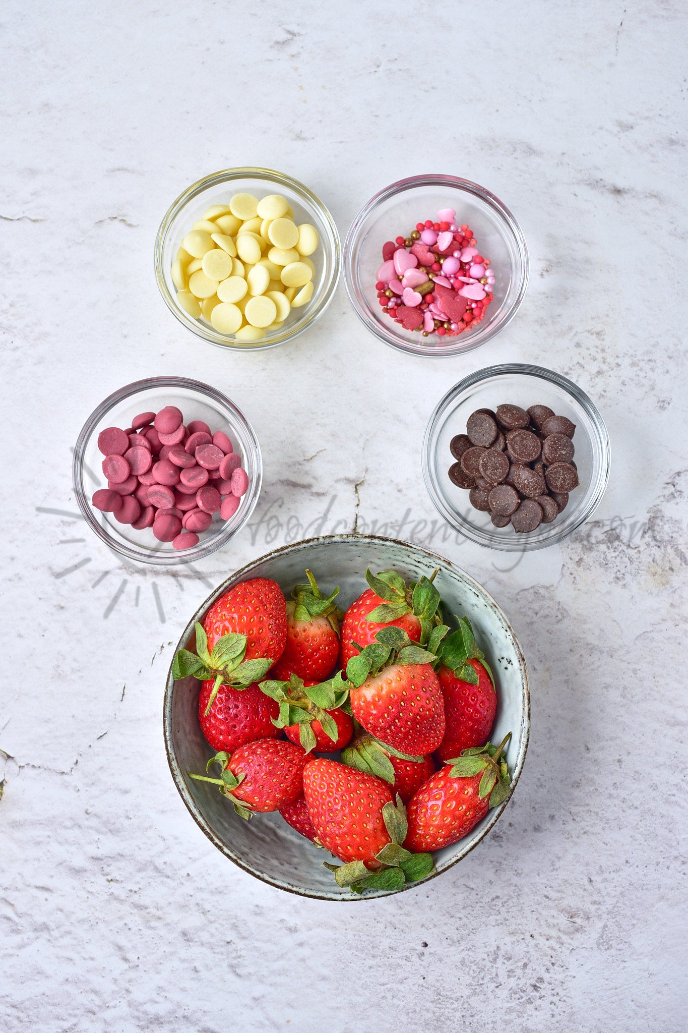 St Valentines Chocolate covered Strawberries - Set 1 of 5