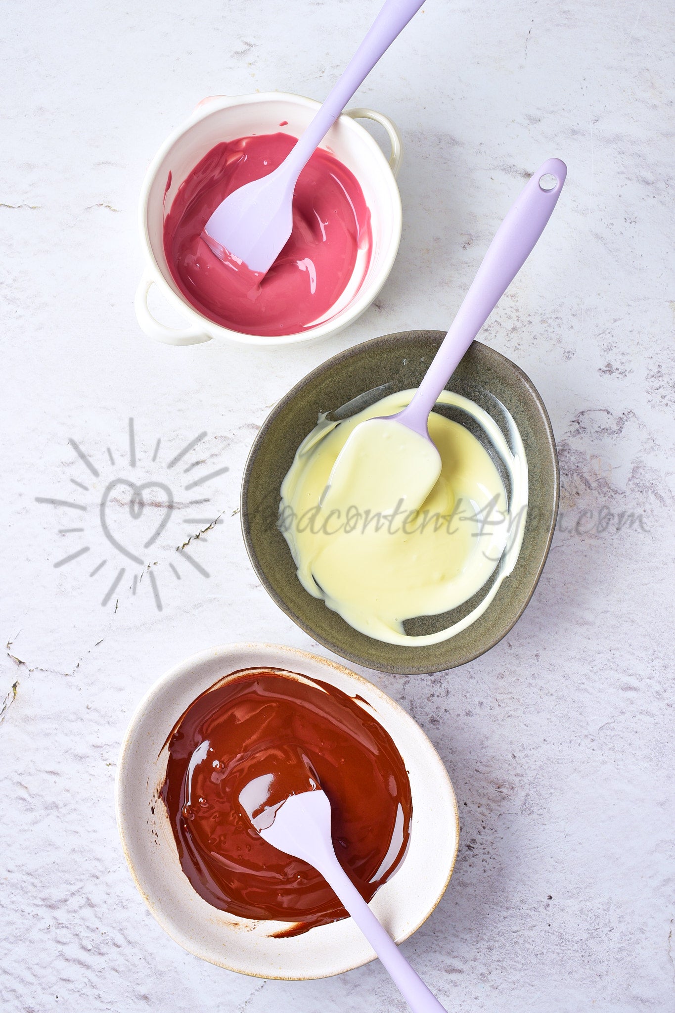 St Valentines Chocolate covered Strawberries - Set 4 of 5
