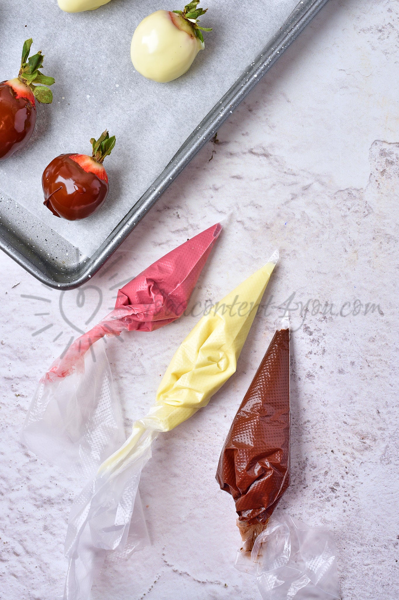 St Valentines Chocolate covered Strawberries - Set 4 of 5