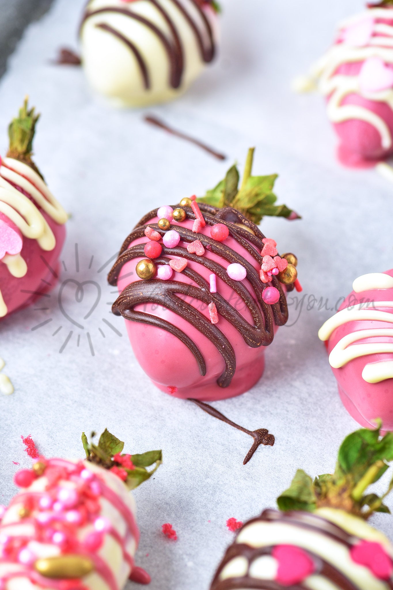 St Valentines Chocolate covered Strawberries - Set 1 of 5