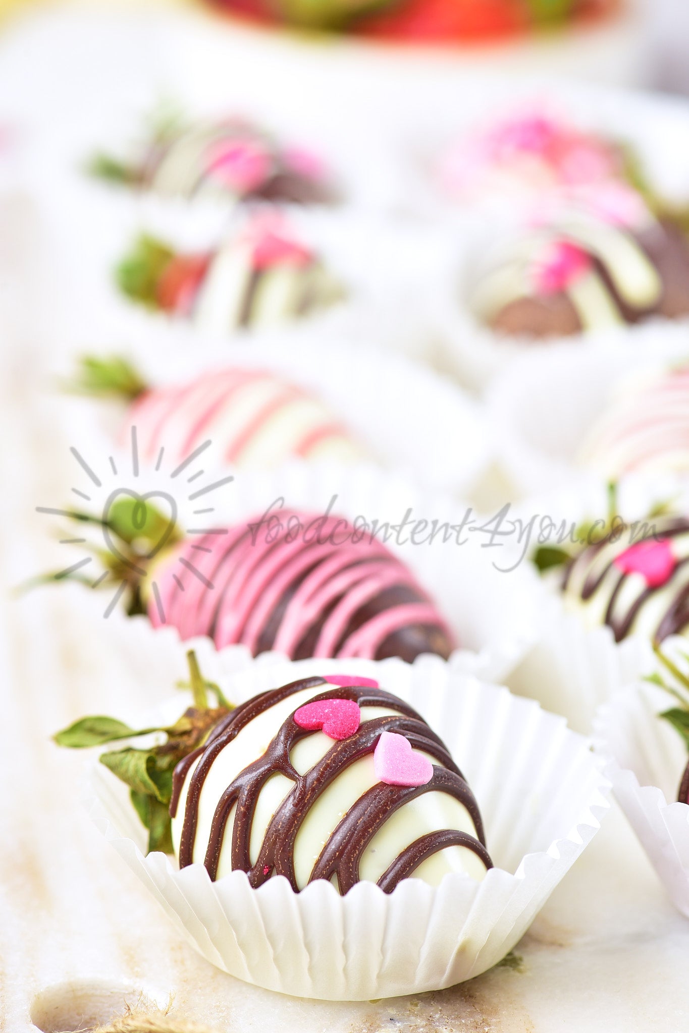 St Valentines Chocolate covered Strawberries - Set 3 of 5