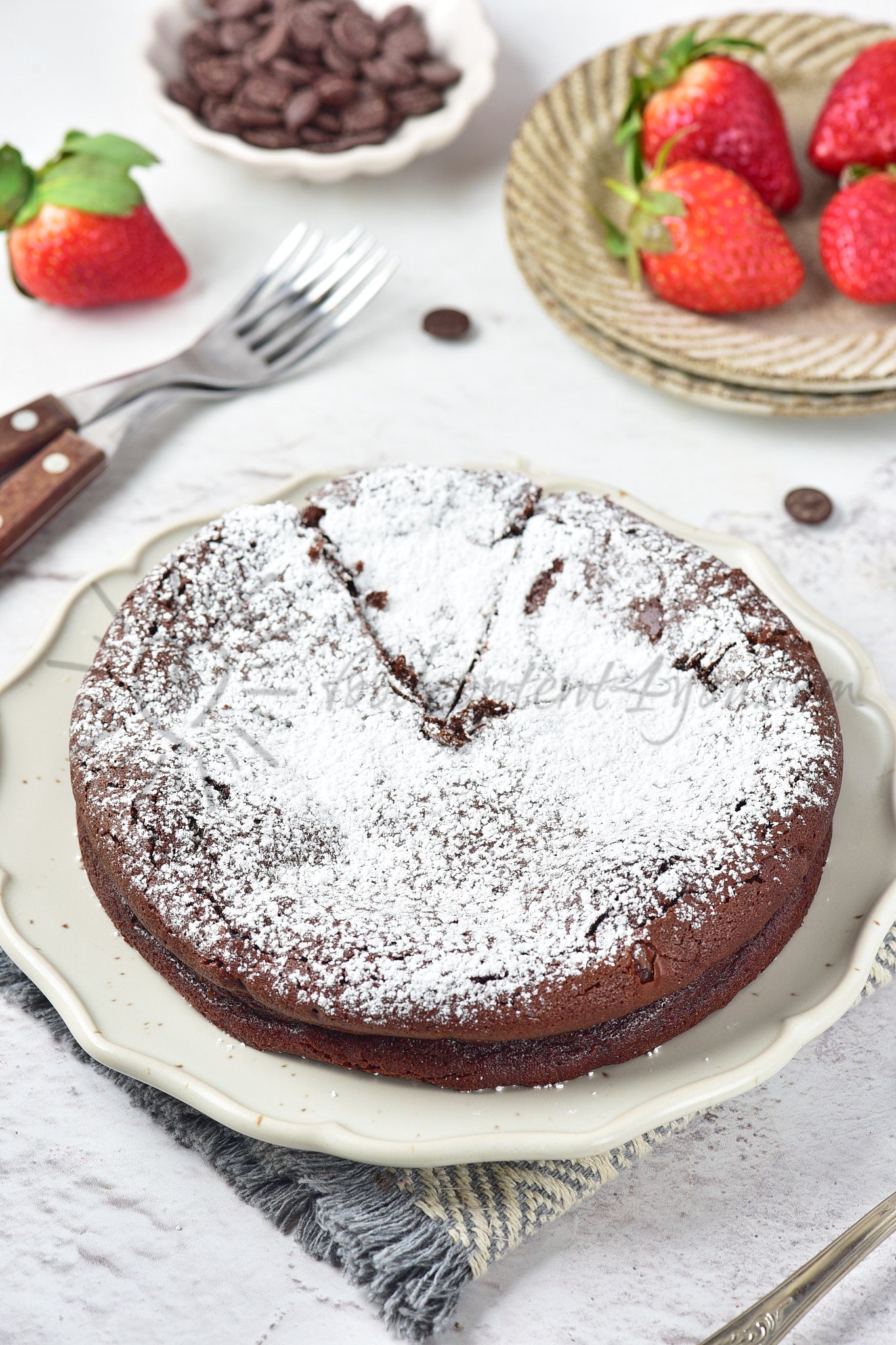 Flourless Chocolate Cake - Set 2 of 5