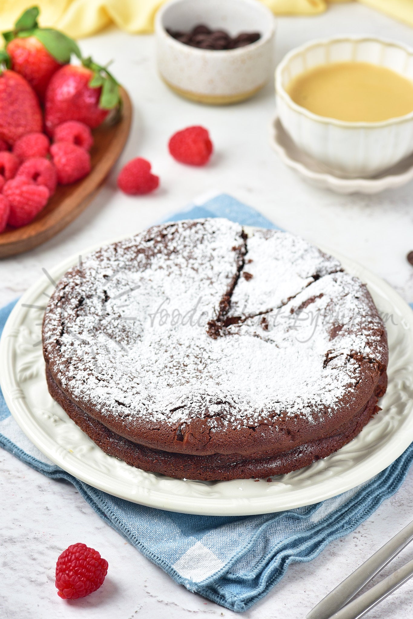 Flourless Chocolate Cake - Set 3 of 5