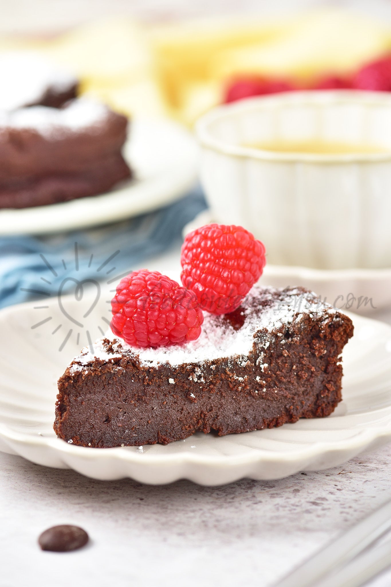 Flourless Chocolate Cake - Set 3 of 5