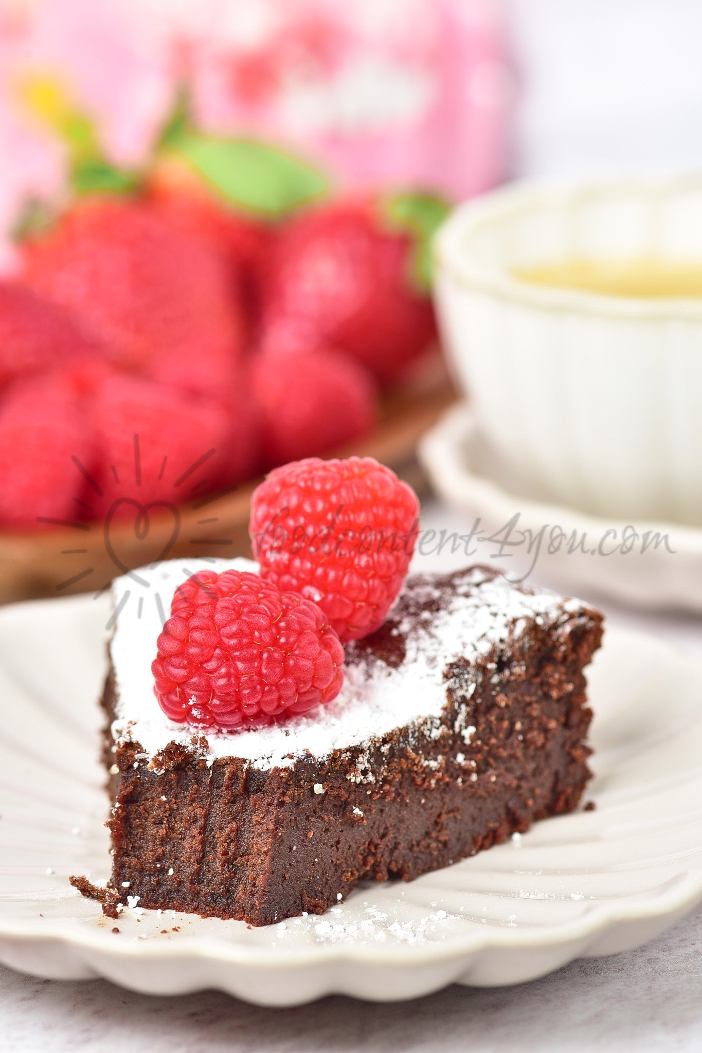 Flourless Chocolate Cake - Set 3 of 5