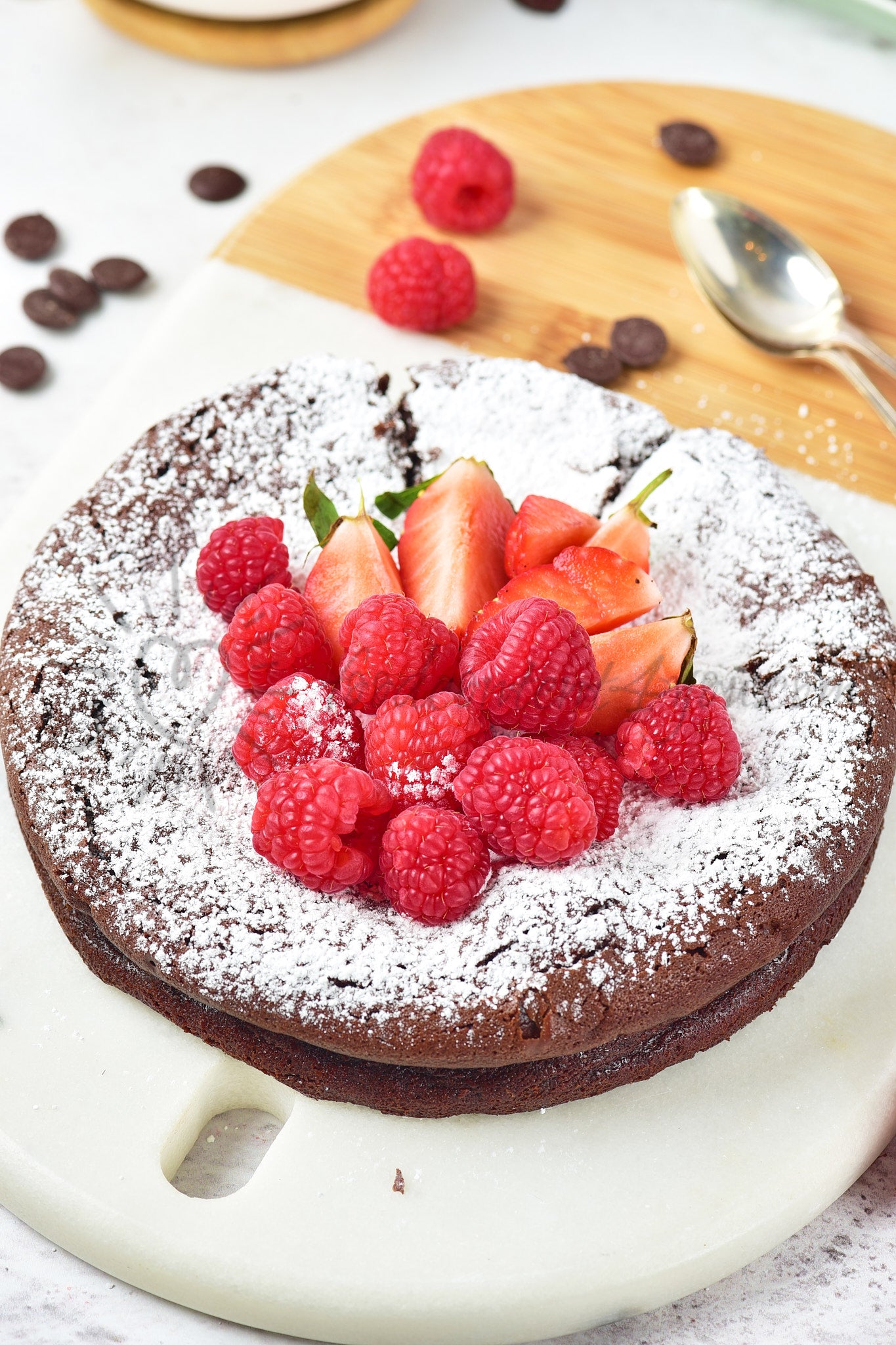 Flourless Chocolate Cake - Set 4 of 5