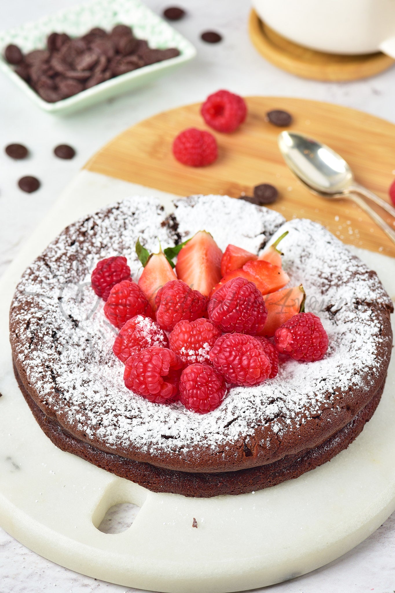 Flourless Chocolate Cake - Set 4 of 5