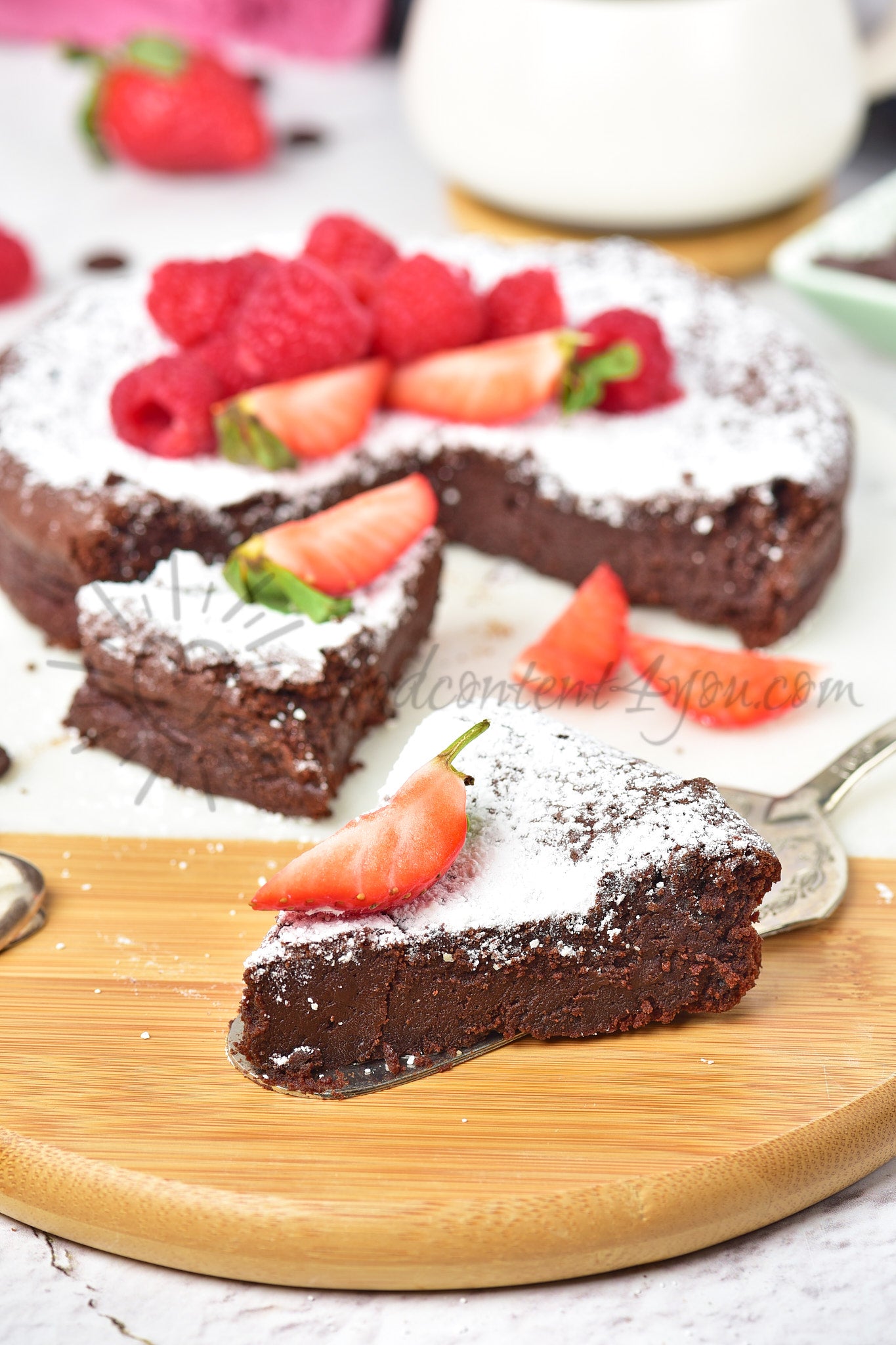 Flourless Chocolate Cake - Set 4 of 5